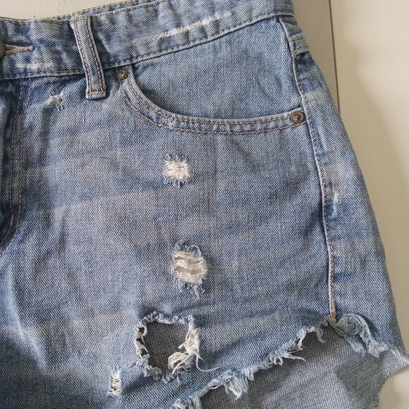 FREE PEOPLE | Cut Off Shorts - Picture 4 of 7